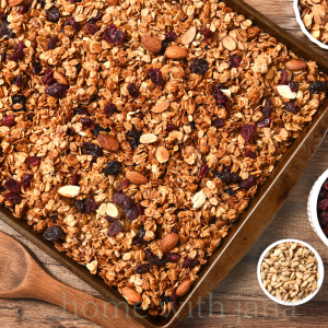 How to Make Homemade Granola