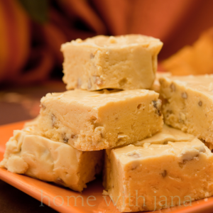 No-Bake Pumpkin Spice Fudge